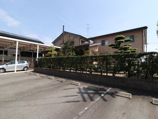 清潔な施設の外観