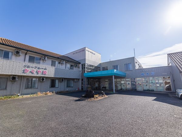 快晴の施設外観