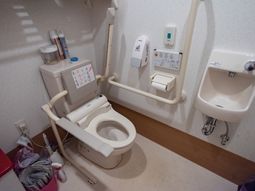 バリアフリートイレ