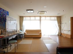 明るい居室の空間