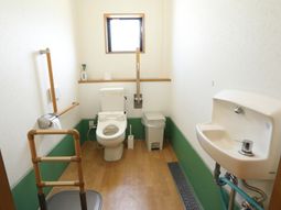 清潔感あるトイレスペース