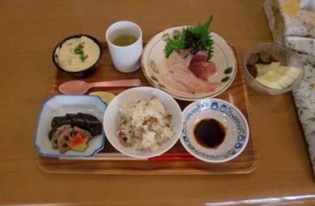 居室の配膳例