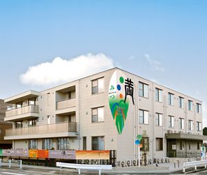 入口がある建物外観