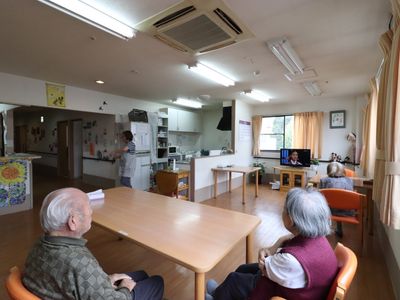 共用ダイニングの日常風景