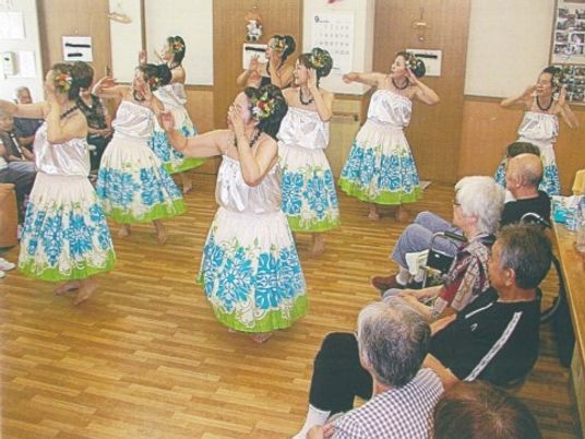 多世代交流の踊り
