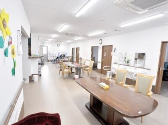 広々とした明るい空間
