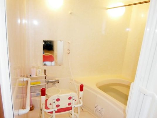 清潔感ある浴室