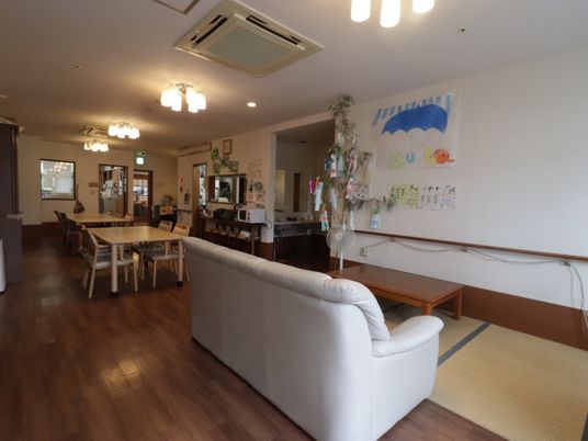 共有スペースのリビング