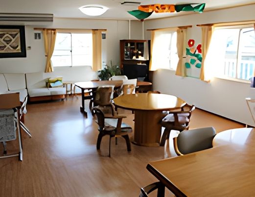 自然光が差し込むリビング