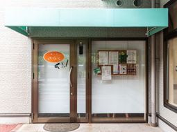 エントランス正面