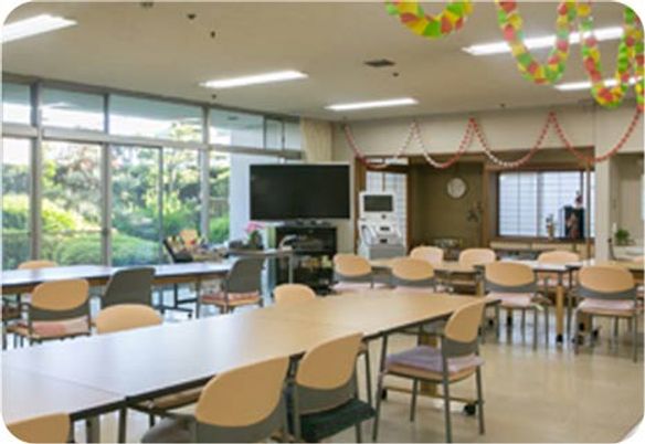 広々としたラウンジ