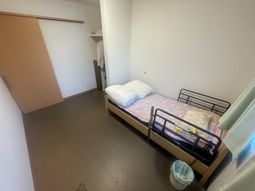 ベッドが配置された部屋
