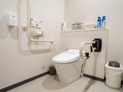 バリアフリーのトイレ設備