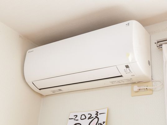 清掃済みのエアコン