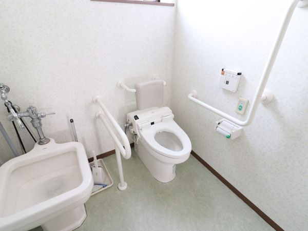 清潔なトイレの様子