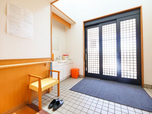 明るい和風の玄関