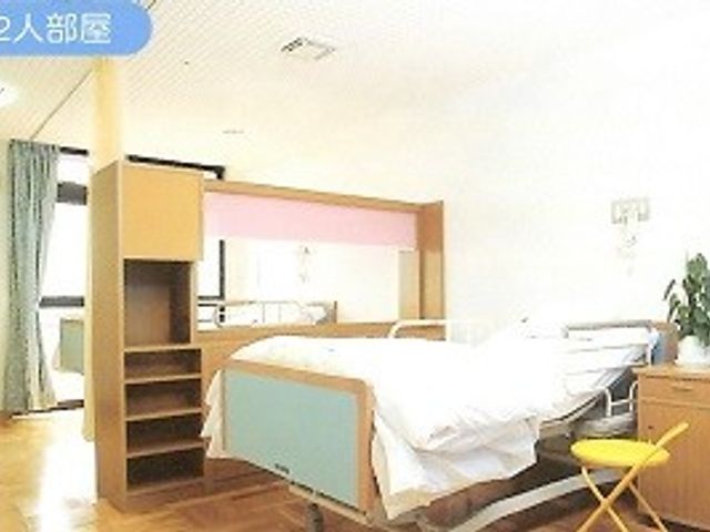 自然光が入る居室 居室 自然光がたっぷり入る明るい居室です。快適な就業環境が整っています。