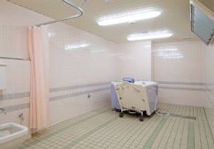 穏やかな雰囲気の浴室