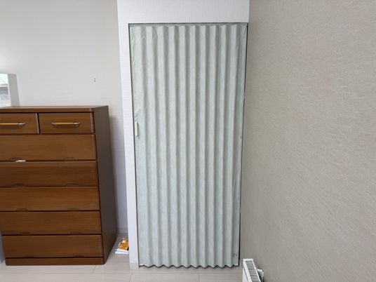 収納たっぷりな居室