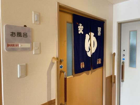 落ち着いた雰囲気の和室