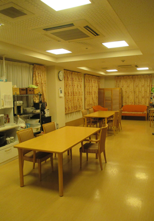 明るく広々とした室内