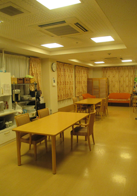 明るく広々とした室内
