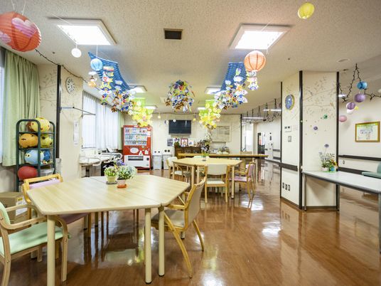 色鮮やかな飾りの部屋
