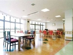 明るい食堂の室内  