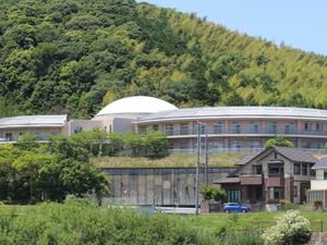 山あいの施設外観  