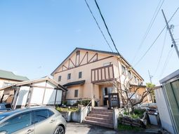 穏やかな佇まいの建物