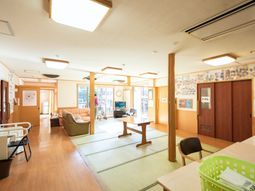 和洋折衷のリビングスペース