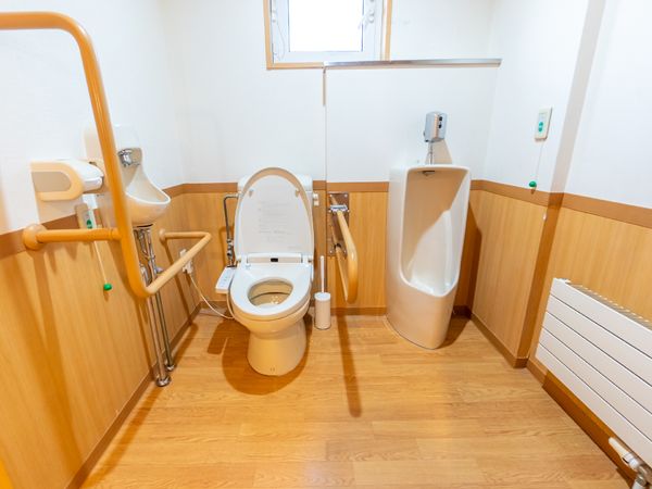 バリアフリーのトイレ設備