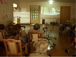 共有テレビのあるリビング