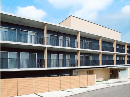 清潔感のある建物の外観