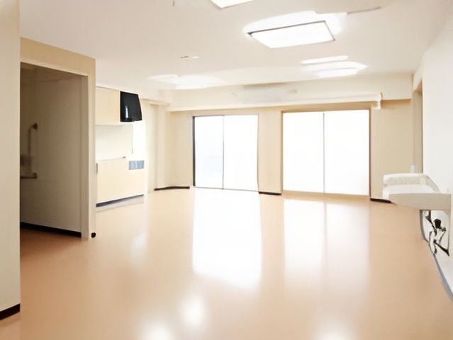 自然光の明るい空間 内観 広々とした空間には、自然光がたっぷりと降り注ぎます。快適に過ごせる工夫がされています。