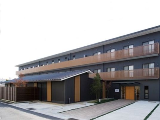 モダンな建物外観