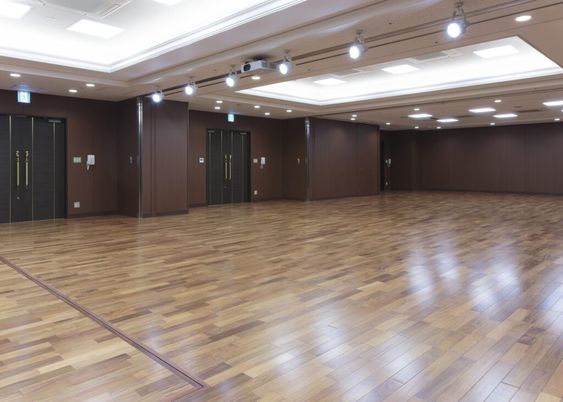 広々とした多目的室