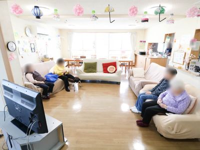 リラックスできるラウンジ
