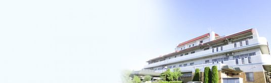 白い建物の外観