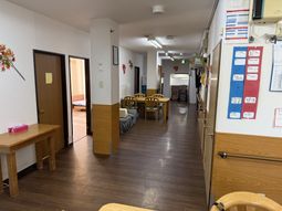 広々とした廊下