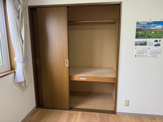 開放したクローゼット