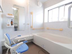 バリアフリー浴室設備