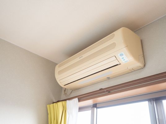 部屋のエアコン