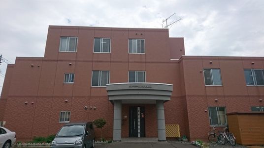 きれいな施設の外観