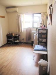 明るい個室の居室