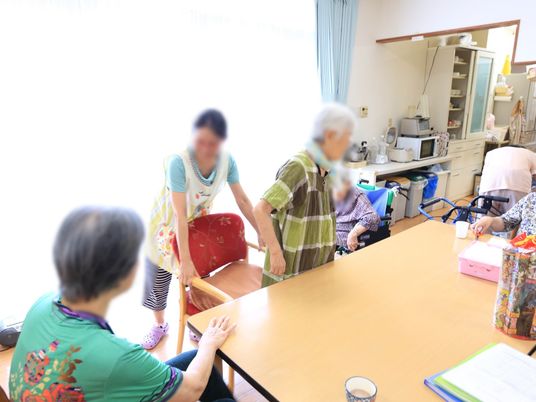 多世代共有のダイニングルーム
