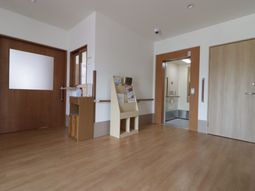 明るい廊下の様子