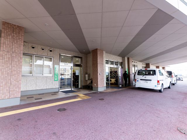 玄関付近の明るい建物