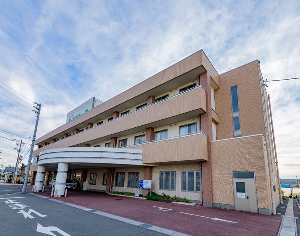 広々とした清潔な外観