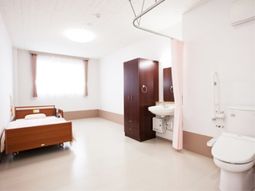 清潔で広々とした居室